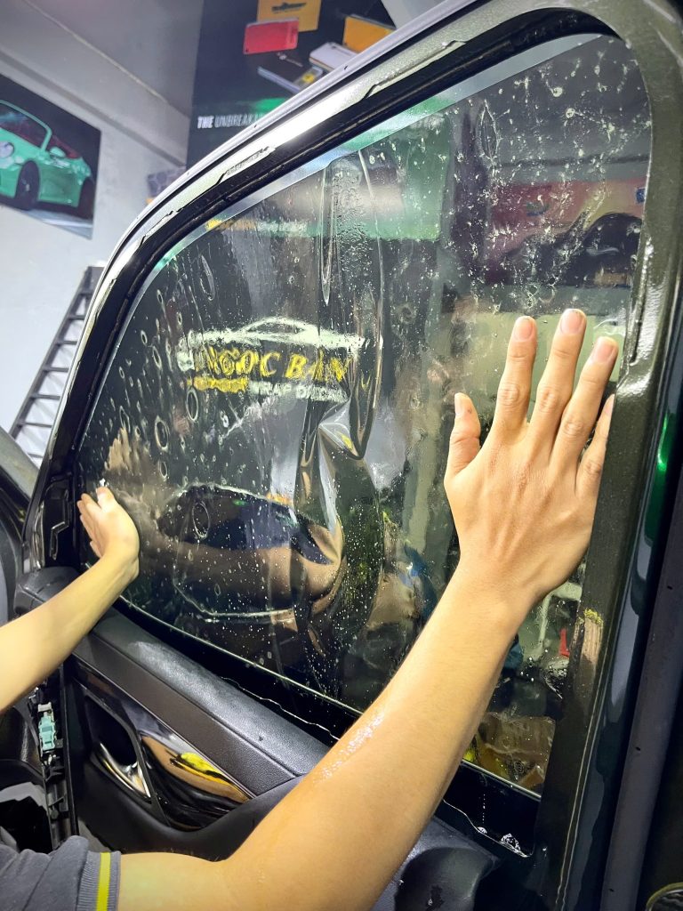 DÁN FILM CÁCH NHIỆT