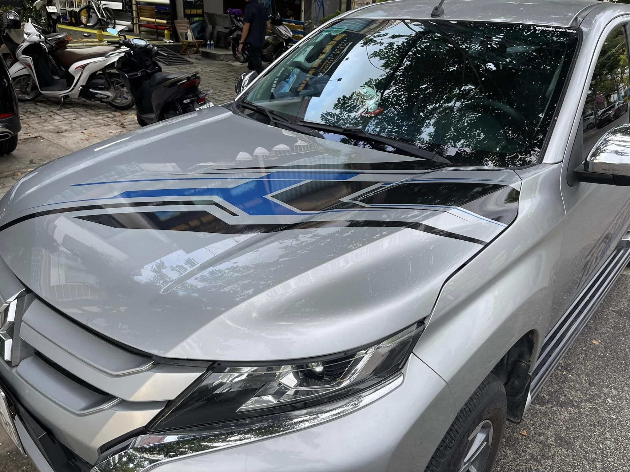 Triton lên tem sườn tăng thêm tính thể thao