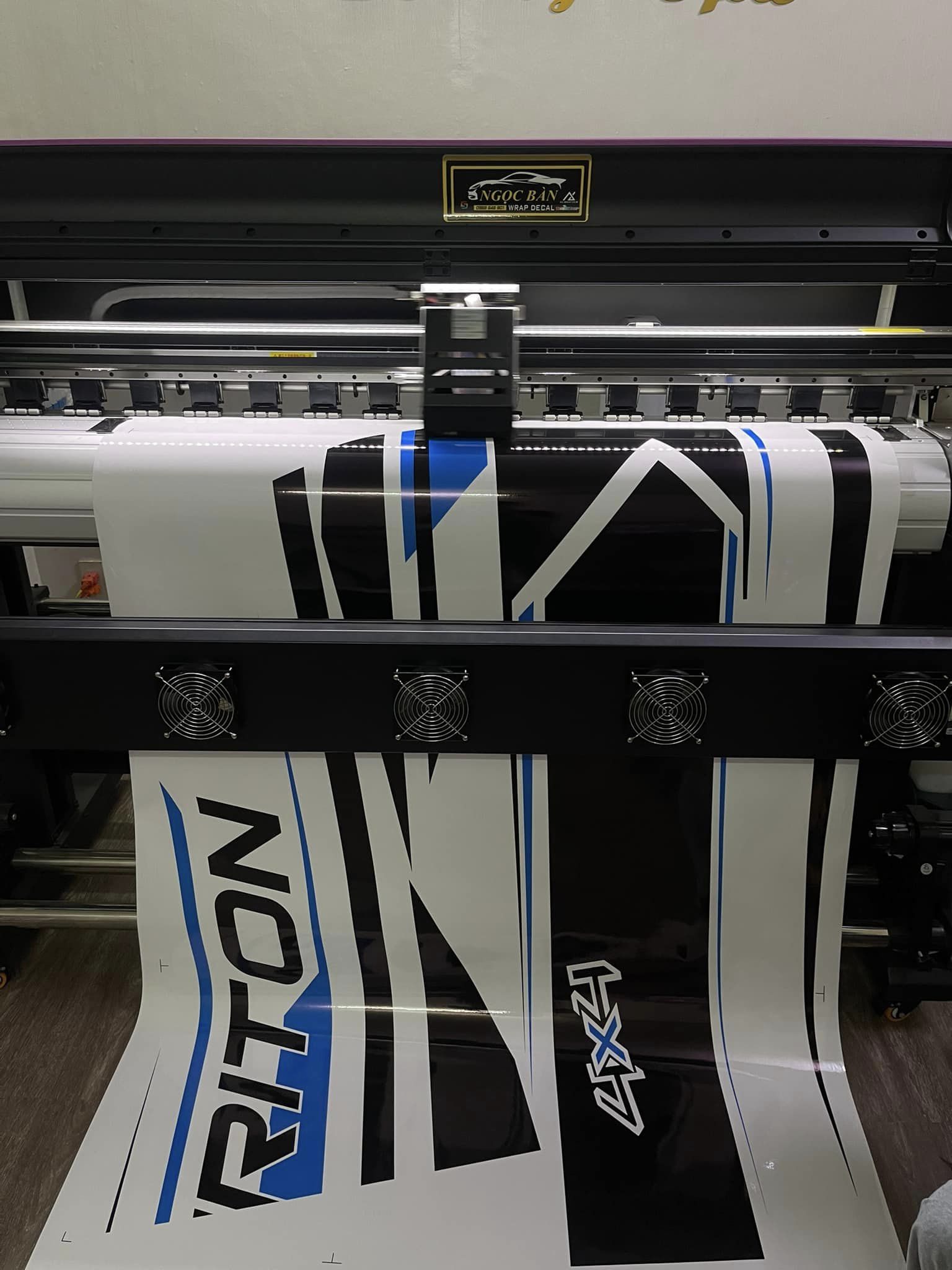 Triton lên tem sườn tăng thêm tính thể thao