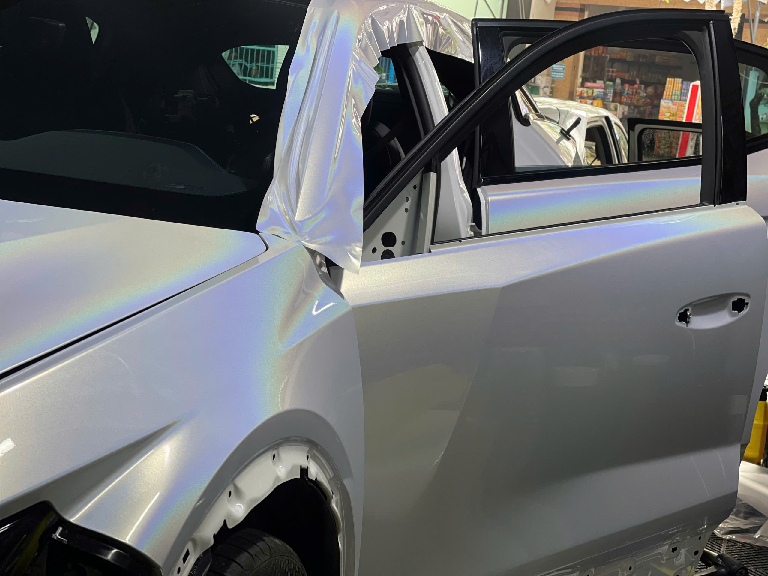 PEUGOET 408 thay đổi màu trắng sơn zin