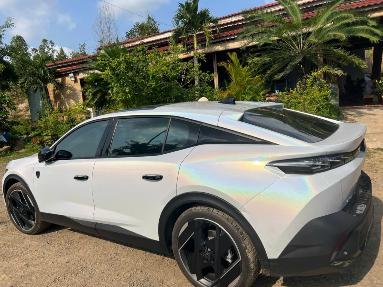 PEUGOET 408 thay đổi màu trắng sơn zin