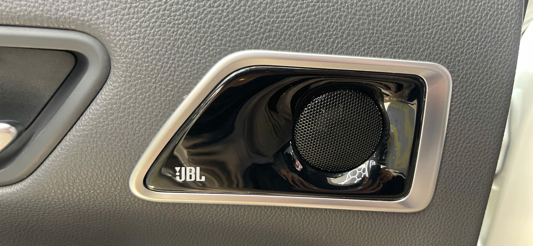 Z5893854941007 60034310d68c38a4b58140955a49200a