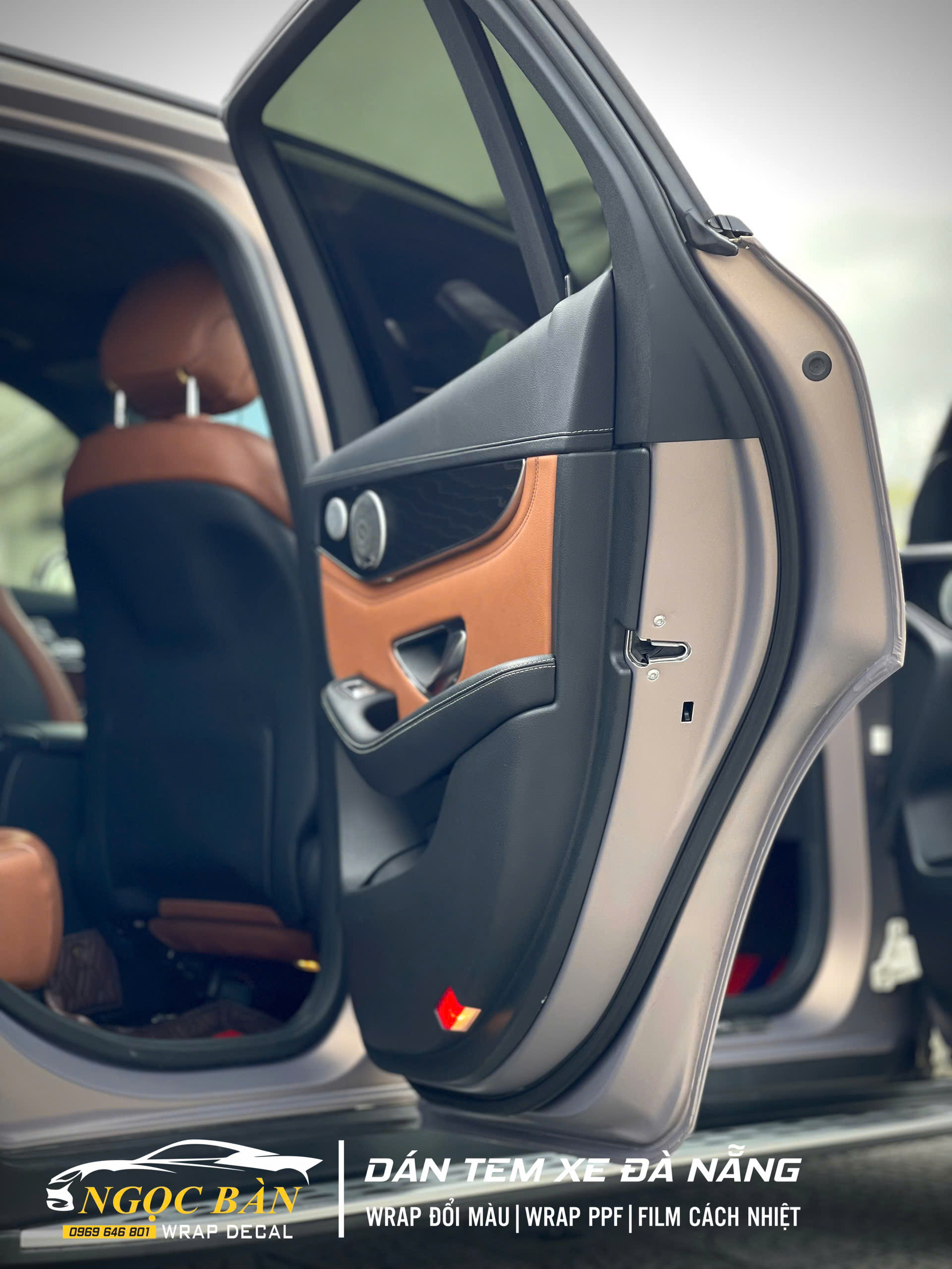 Z6411575536233 F4a9c2b2f2a595ae0d1c59758828665e