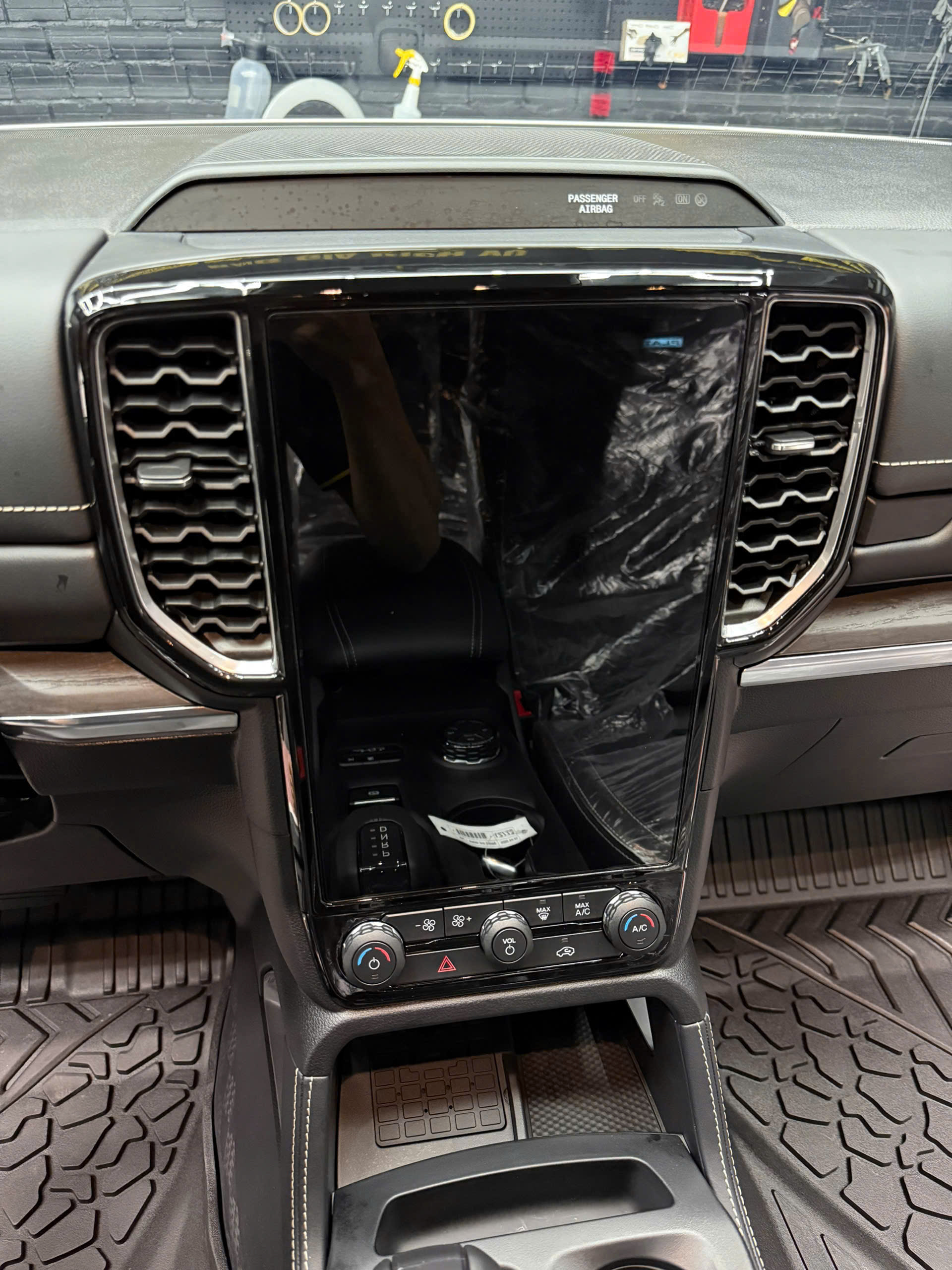 160330538687125973634